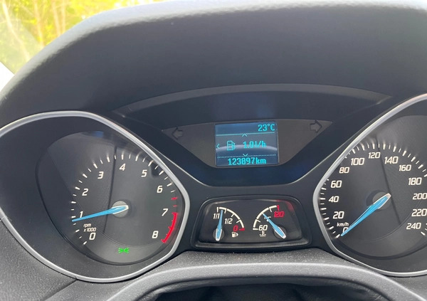 Ford Focus cena 28500 przebieg: 124000, rok produkcji 2014 z Augustów małe 106